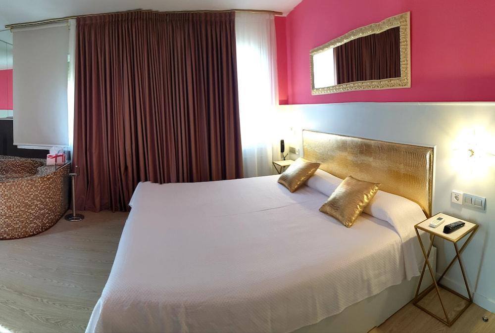 Hotel H Granollers Ngoại thất bức ảnh