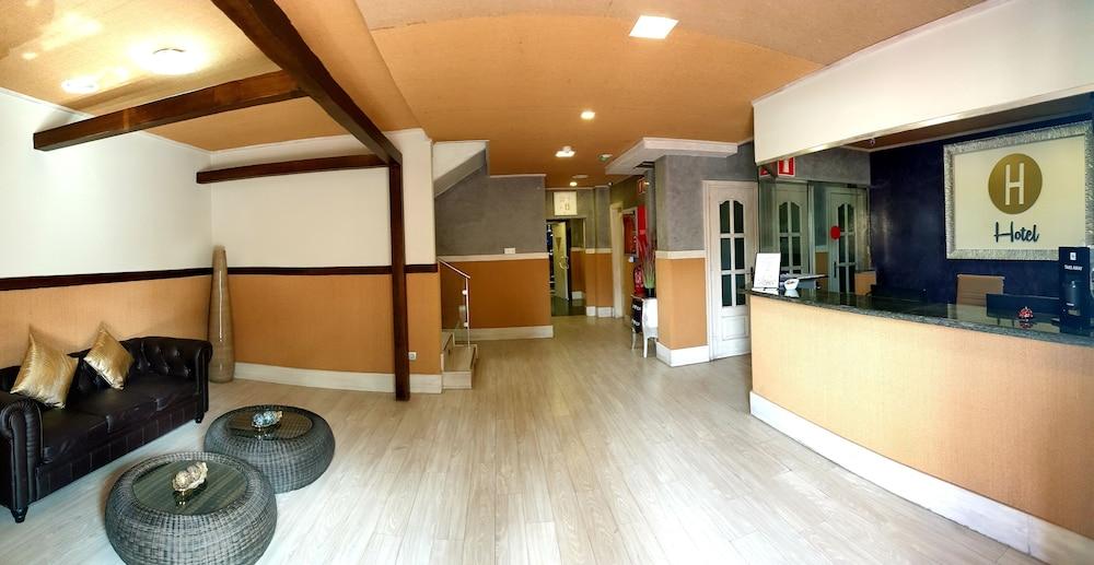 Hotel H Granollers Ngoại thất bức ảnh