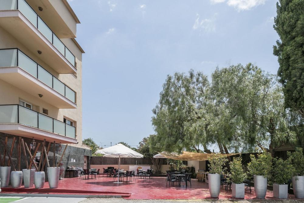 Hotel H Granollers Ngoại thất bức ảnh