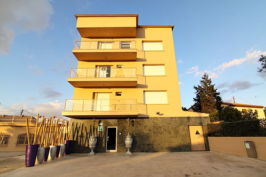 Hotel H Granollers Ngoại thất bức ảnh